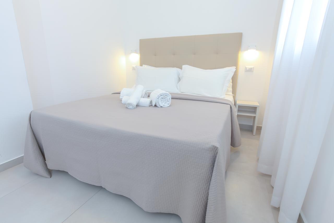 Hotel Tourist Meuble Rimini Exteriör bild